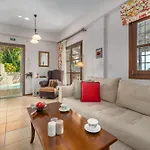 Вилла Aenaon With Private Pool Panoramic View Милея