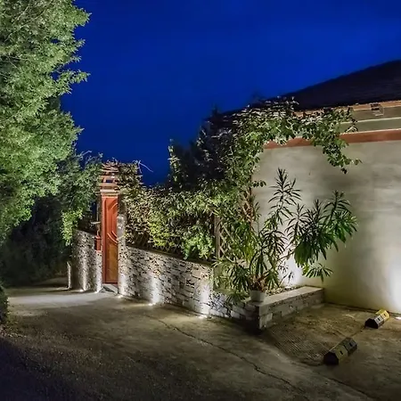 Aenaon With Private Pool Panoramic View 빌라 Miléai