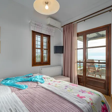 Aenaon With Private Pool Panoramic View Miléai